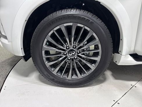 Used 2024 INFINITI QX80 Premium Select w/ Cargo Package image 10