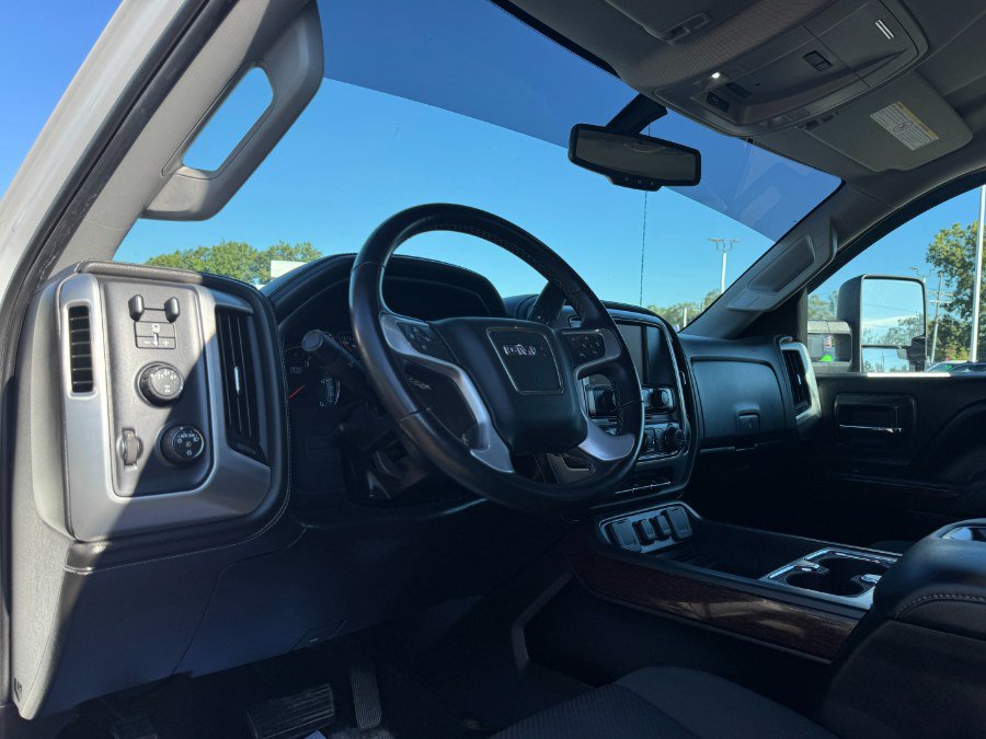 Used 2015 GMC Sierra 2500 SLE AWD/4WD image 14