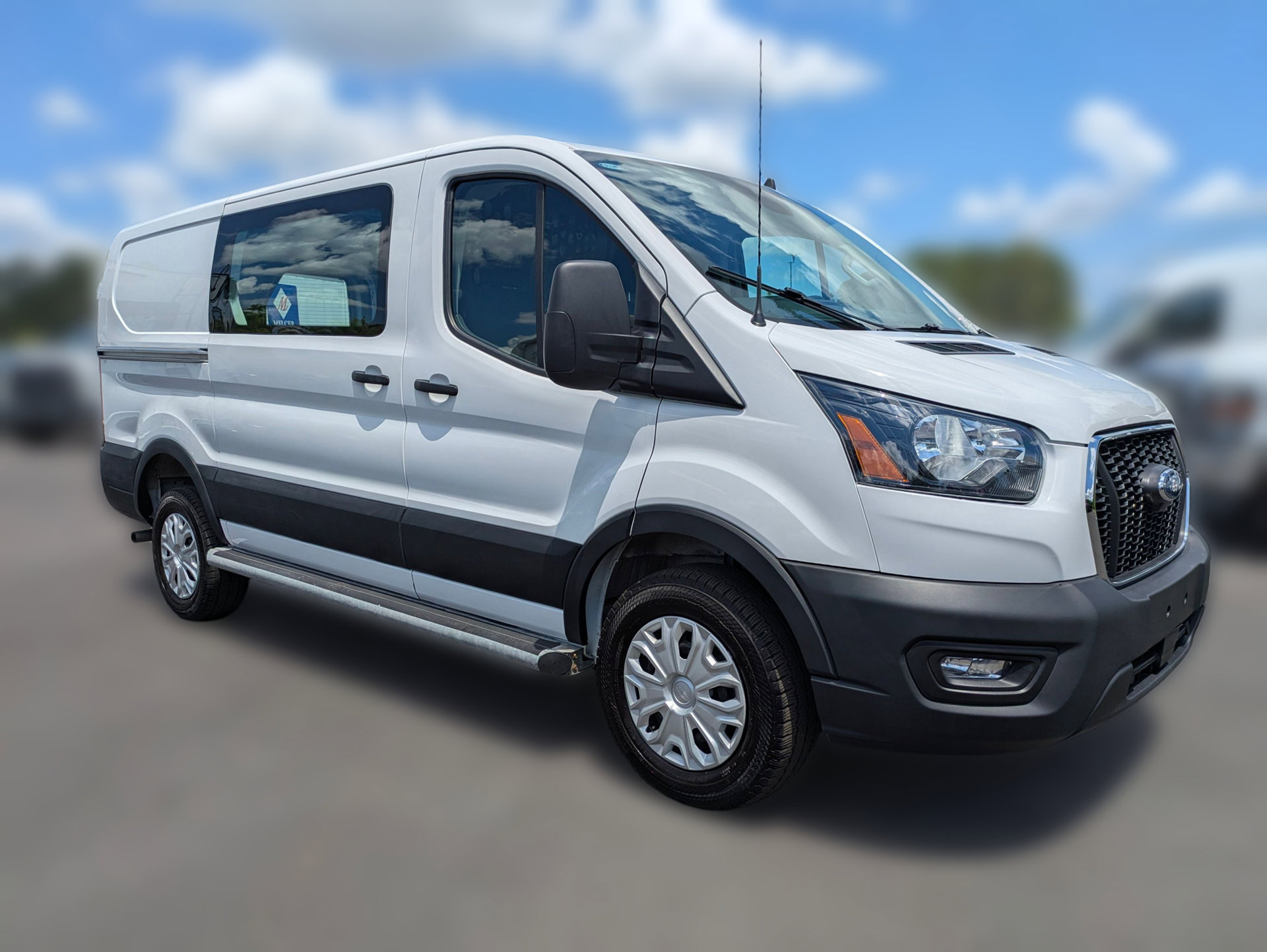 Used 2025 Ford Transit 250 Low Roof w/ Exterior Upgrade Package RWD image 2