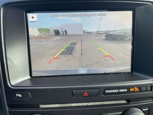 Used 2017 Ford Explorer XLT w/ Equipment Group 202A AWD/4WD image 41