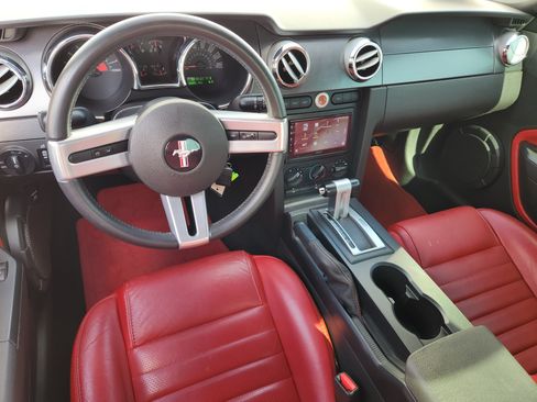 Used 2006 Ford Mustang GT Premium RWD image 25