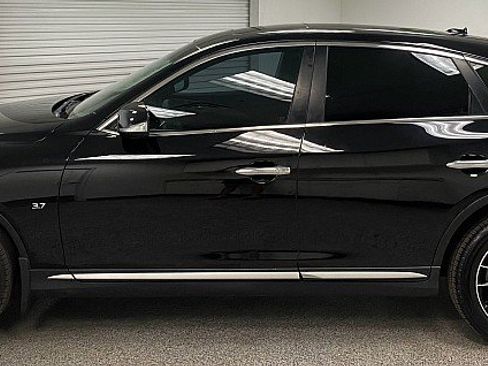 Used 2016 INFINITI QX50 2WD image 8