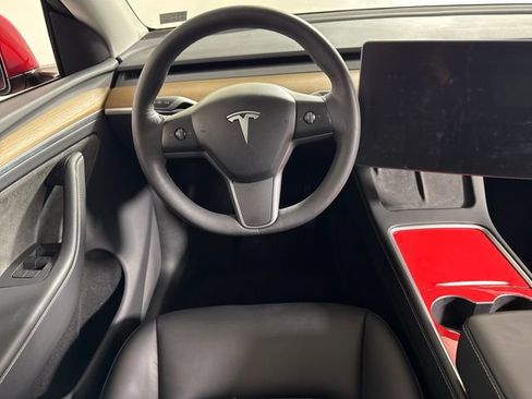 Used 2023 Tesla Model Y Long Range AWD/4WD image 24