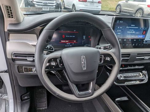 New 2026 Lincoln Corsair Premiere AWD/4WD image 29