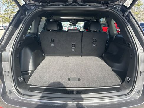 New 2026 Jeep Grand Cherokee Altitude AWD/4WD image 28