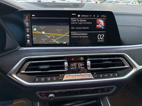 Used 2022 BMW X7 xDrive40i w/ Executive Package image 27