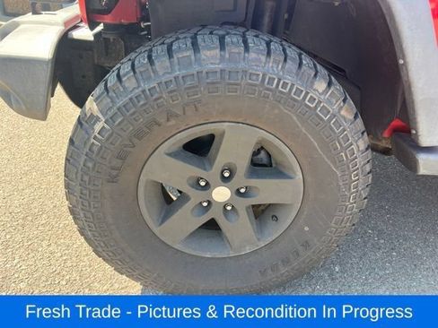 Used 2015 Jeep Wrangler Sport w/ Quick Order Package 24S AWD/4WD image 10