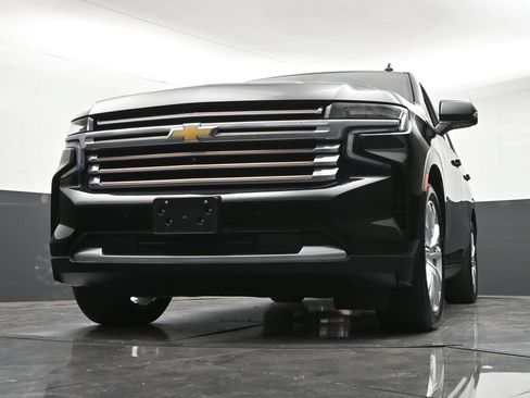 Used 2024 Chevrolet Tahoe High Country AWD/4WD image 31