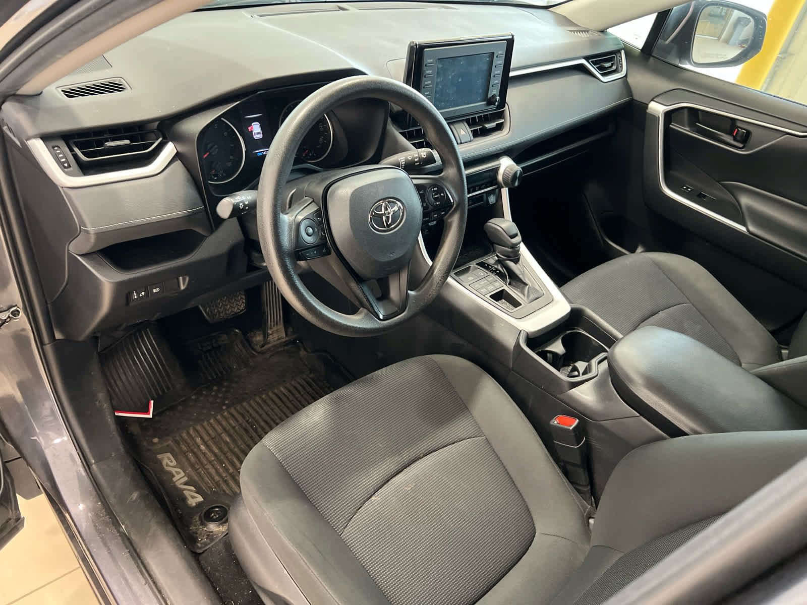 Used 2019 Toyota RAV4 LE w/ All Weather Liner Package AWD/4WD image 10