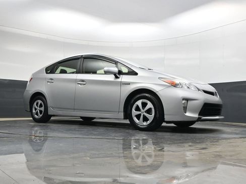 Used 2015 Toyota Prius Two image 24