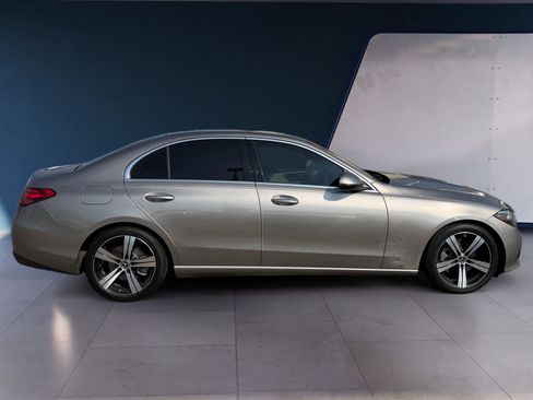 Used 2022 Mercedes-Benz C 300 Sedan image 6