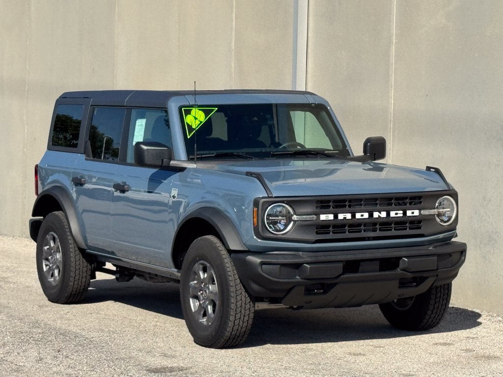 Used 2025 Ford Bronco Big Bend AWD/4WD image 2