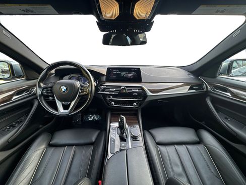 Used 2019 BMW 540i xDrive image 11