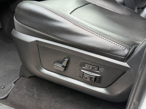 Used 2017 RAM 2500 Laramie AWD/4WD image 17