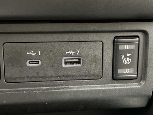 Used 2023 Nissan Frontier SV w/ SV Convenience Package image 28