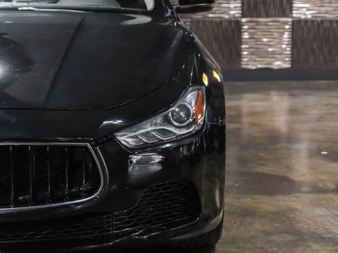 Used 2016 Maserati Ghibli S image 45