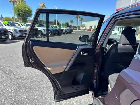 Used 2017 Toyota RAV4 XLE w/ Premium Special Value Package FWD image 16