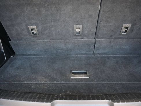 Used 2019 Ford Expedition XLT w/ Equipment Group 202A RWD image 20