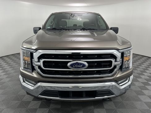 Used 2022 Ford F150 XLT w/ Equipment Group 302A High AWD/4WD image 8