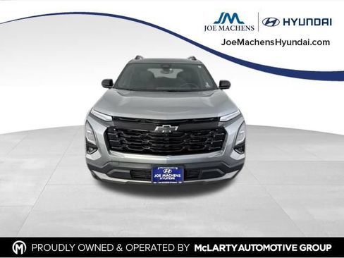 Used 2025 Chevrolet Equinox LT w/ Convenience Package II AWD/4WD image 3