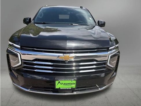 Used 2025 Chevrolet Tahoe LT AWD/4WD image 8