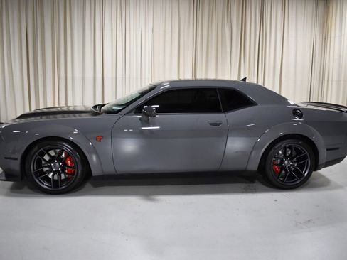 Used 2019 Dodge Challenger SRT Hellcat Redeye RWD image 8