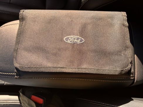 Used 2020 Ford Escape Titanium image 23