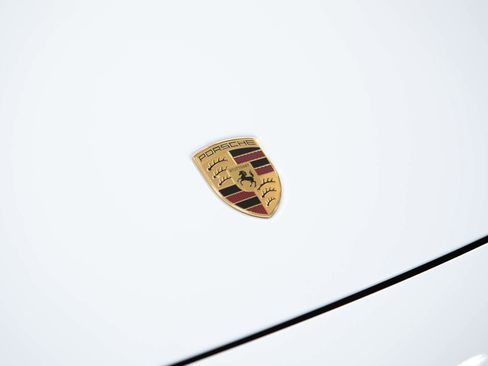 Certified 2025 Porsche 911 Carrera RWD image 17