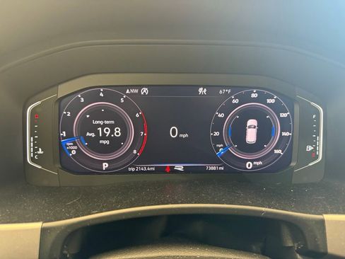 Used 2020 Volkswagen Atlas Cross Sport SEL R-Line image 16