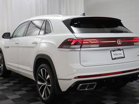 New 2026 Volkswagen Atlas Cross Sport SEL Premium R-Line image 15