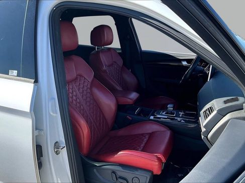 Used 2018 Audi SQ5 Prestige w/ Prestige Package AWD/4WD image 31