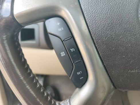 Used 2011 GMC Sierra 1500 Denali AWD/4WD image 29