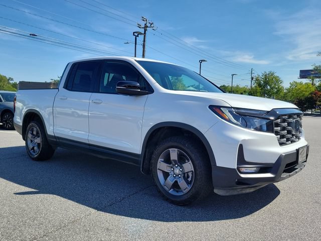 Certified 2024 Honda Ridgeline TrailSport image 3