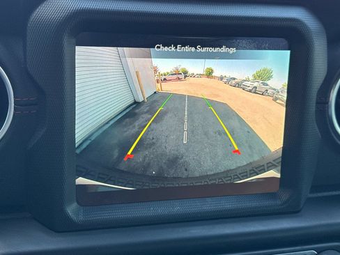 Used 2020 Jeep Wrangler Unlimited Rubicon AWD/4WD image 22