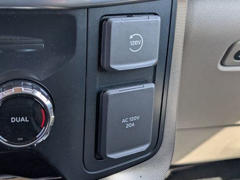 Used 2025 Ford F150 Platinum w/ Equipment Group 703A Plus image 20