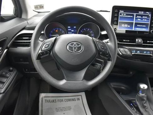Used 2020 Toyota C-HR LE FWD image 20