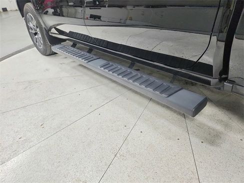 Used 2024 Chevrolet Silverado 1500 LT image 41