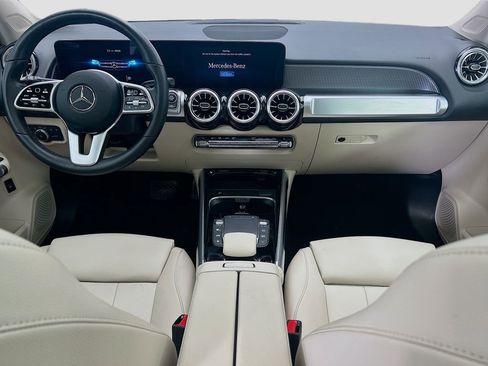 Used 2023 Mercedes-Benz GLB 250 image 13