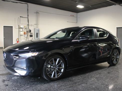 Used 2021 MAZDA MAZDA3 s FWD image 6