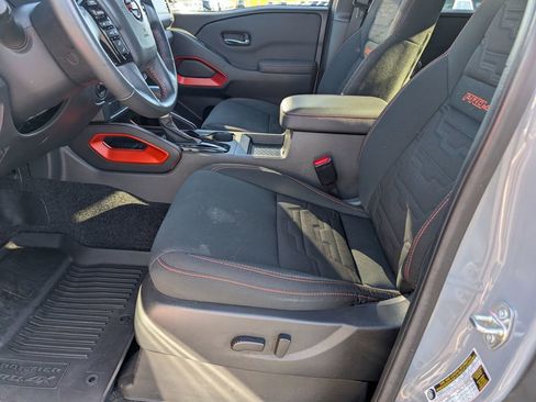 Used 2024 Nissan Frontier PRO-4X w/ Off-Road Protection Package image 11
