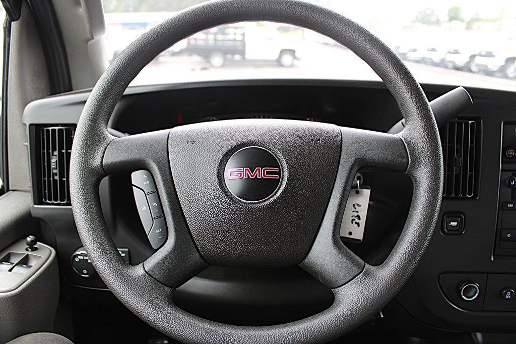Used 2025 GMC Savana 2500 Extended w/ Driver Convenience Package RWD image 28