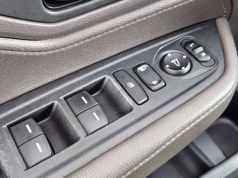 Used 2019 Honda Odyssey EX-L image 18