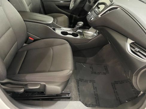 Used 2023 Chevrolet Malibu LT image 27