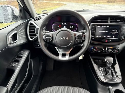 Used 2023 Kia Soul LX w/ Option Group 015 image 29