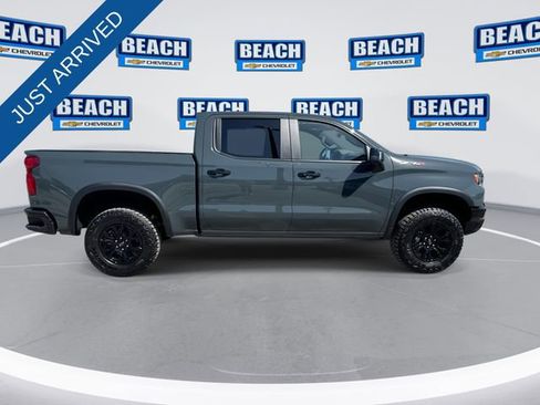 New 2026 Chevrolet Silverado 1500 ZR2 image 9