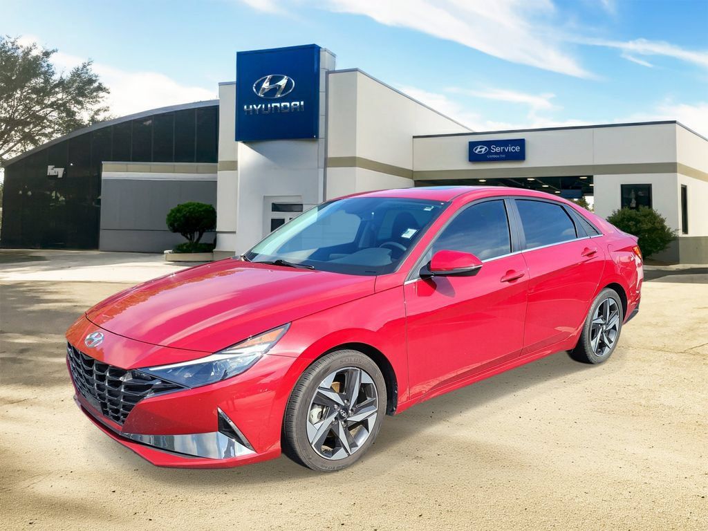 Certified 2021 Hyundai Elantra SEL w/ Convenience + Premium Package FWD image 3