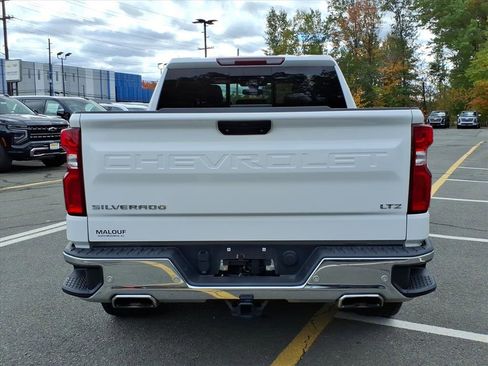 Used 2022 Chevrolet Silverado 1500 LTZ w/ Safety Package II image 6