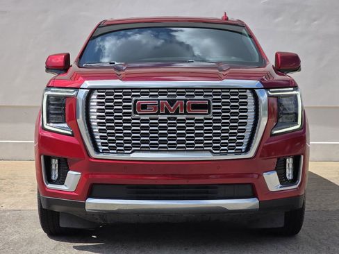 Used 2022 GMC Yukon XL Denali AWD/4WD image 7