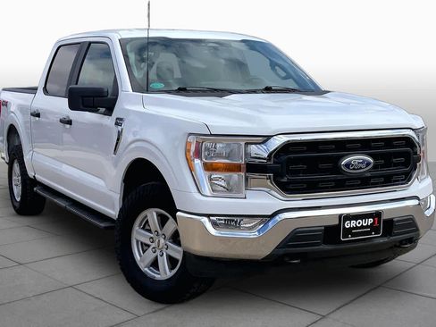 Used 2022 Ford F150 XLT w/ Trailer Tow Package AWD/4WD image 3