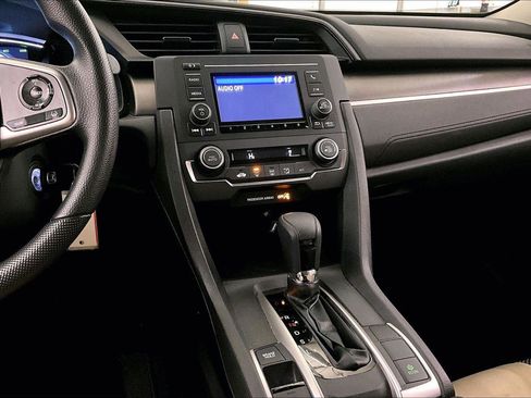 Used 2020 Honda Civic LX image 6